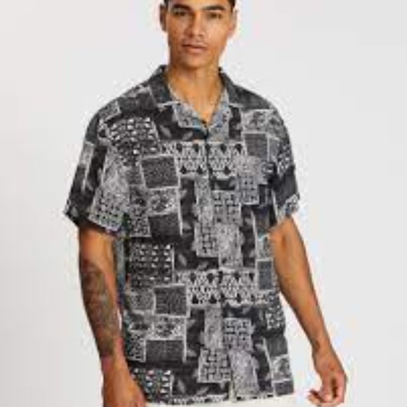 COTTON ON Tribal Squares Hawaiian Island Short Sleeve Shirt NWT - Picture 8 of 15